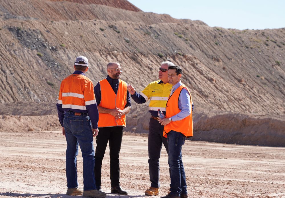Photo of Minister Janetzki, Minister Last and the Premier at the Carmichael mine.